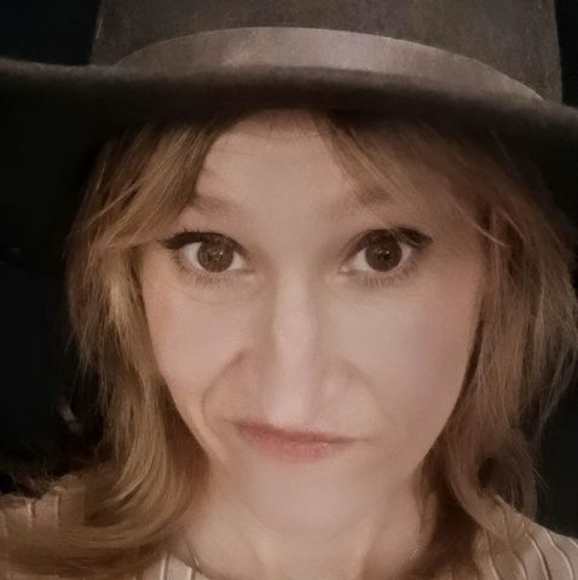 Meet your Posher, Alex - Picture 1 of 1